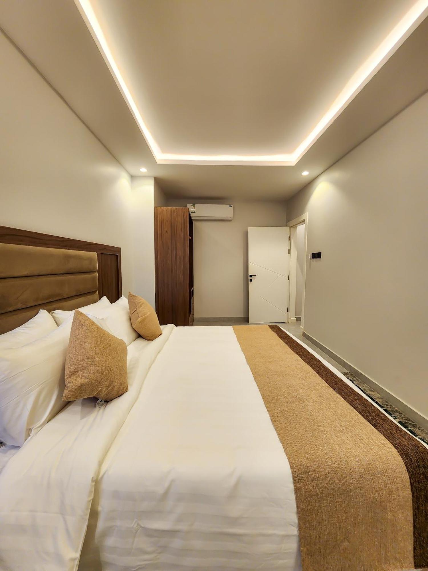 Olaya Towers Residence Ar Riyad Esterno foto